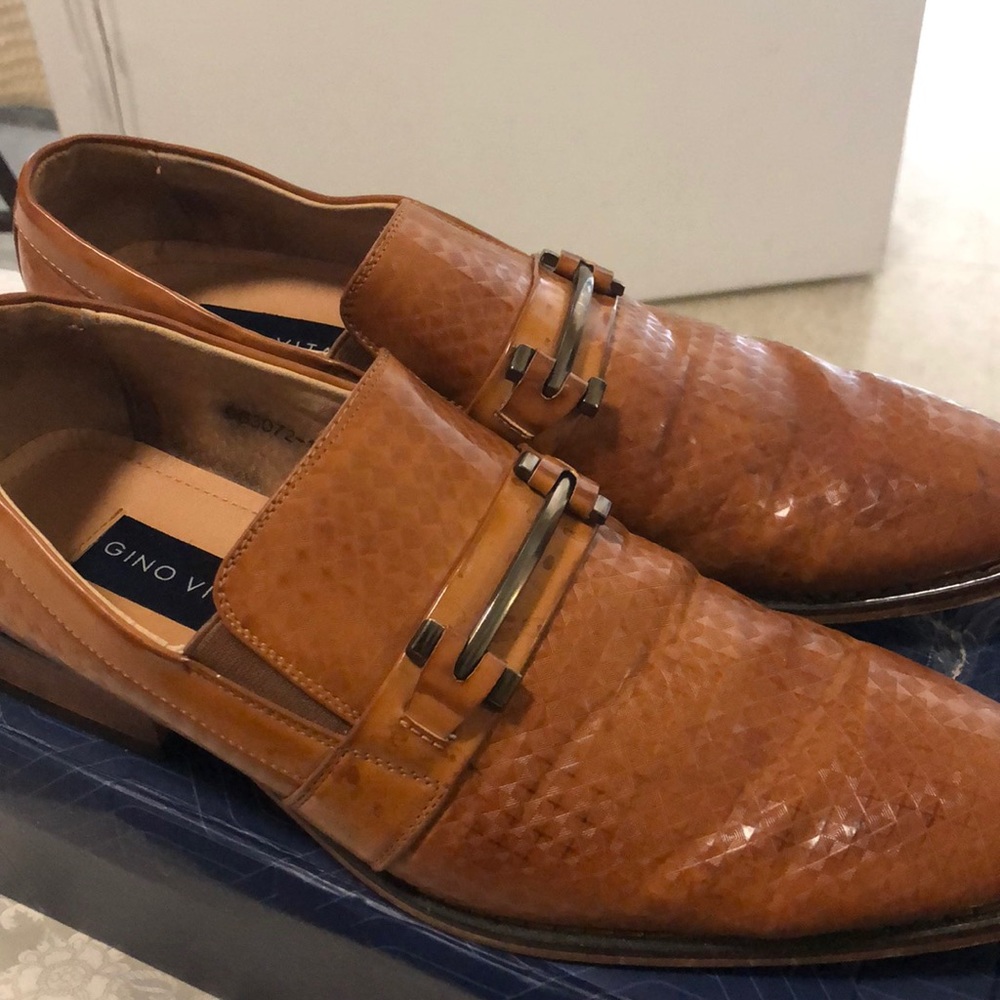 Gino Vitale- size 8 still in very condition.